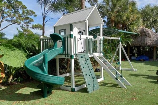 hitching_post_playset-600x450